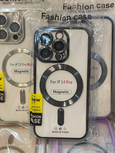 Coque iPhone model MagSafe