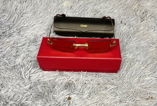 Lunettes de soleil Cartier