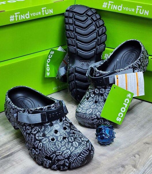 Crocs