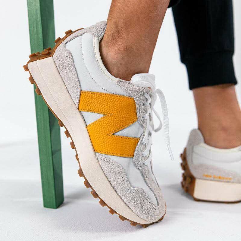 New Balance 327