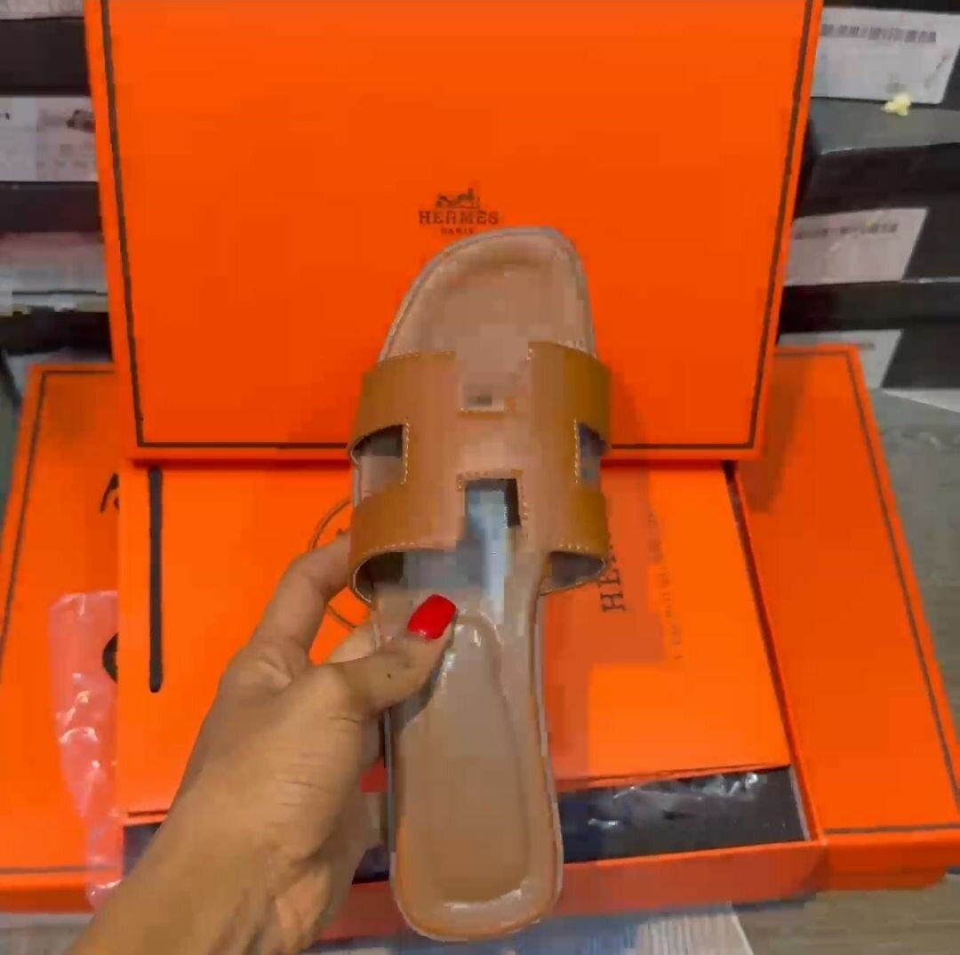 Hermes slippers