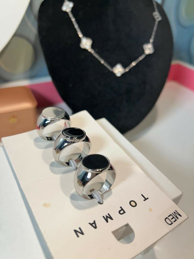 Bague argentée l'unité à 1000