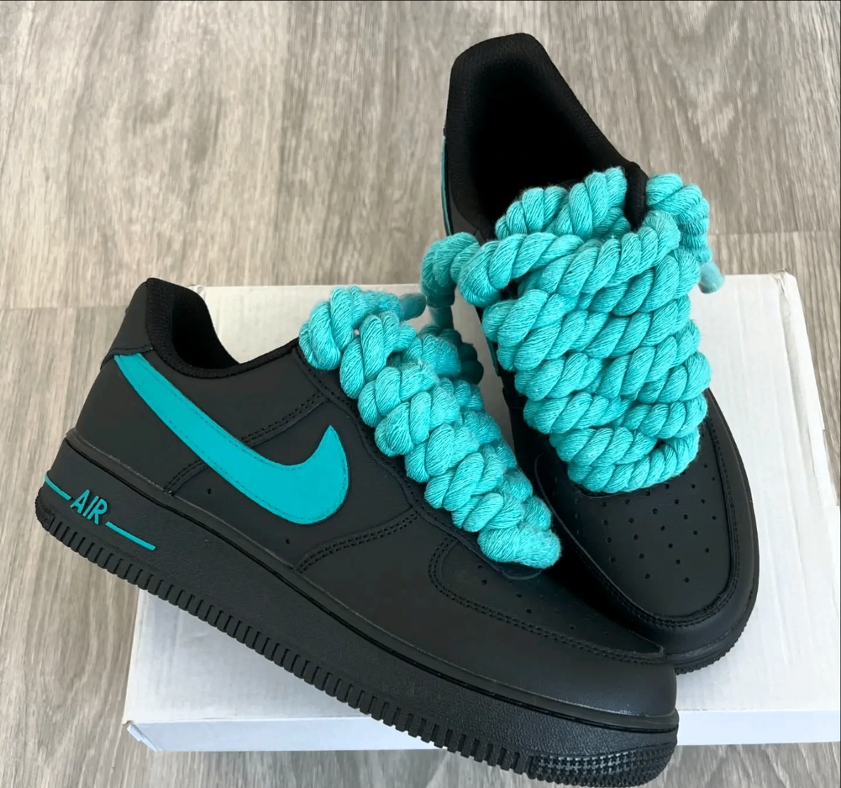 Nike big lace