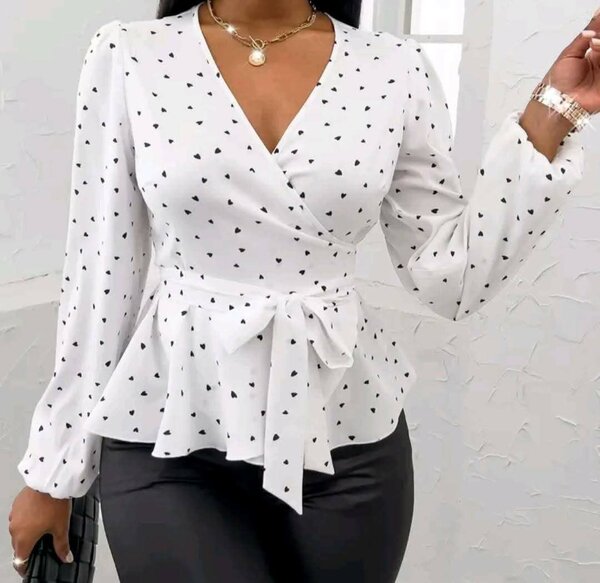 Blouse élégante à manches longues