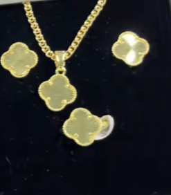 Зергер буюмдардын топтому