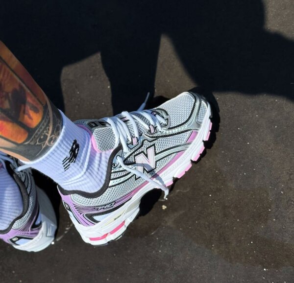 New balance 740