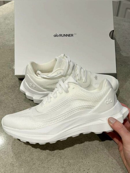 Alo Baskets de Course Blanches