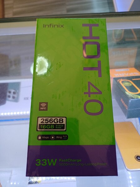 INFINIX HOT 40