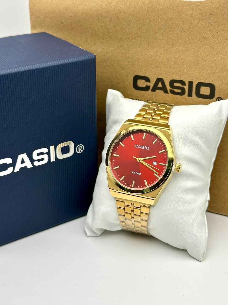 Montre Casio Classique Rouge
