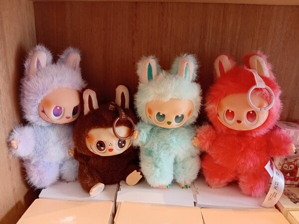 Peluches Lapins Colorés