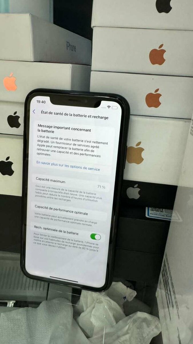 *ipho64gigane Xr  état 10/10 : tout passe prix 95.000f