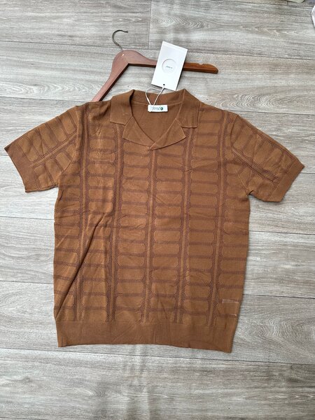 Polo rétro en maille marron