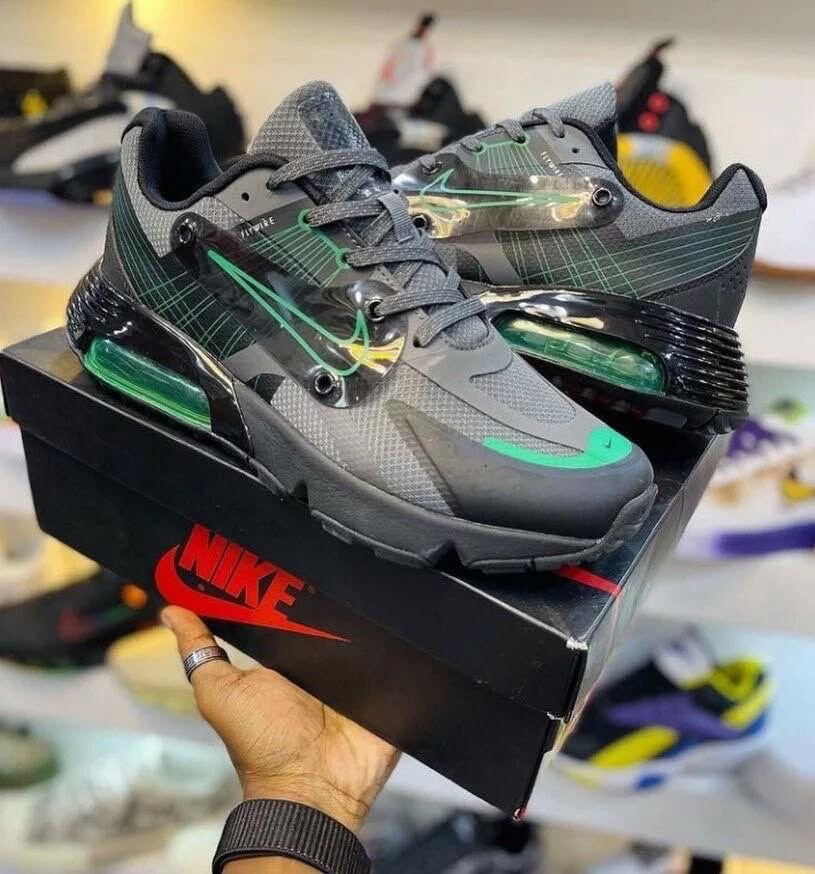 Chaussures Nike Air Max gris vert