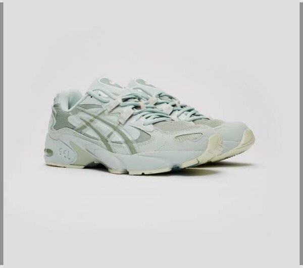Baskets sport style rétro