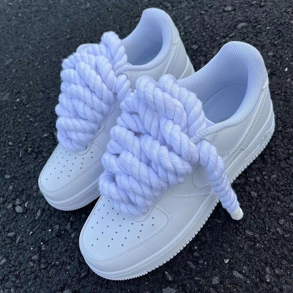 Sneakers à lacets épaissis