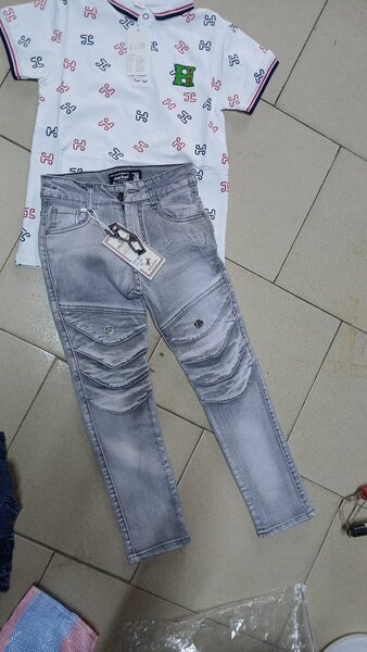 Jean slim enfant gris