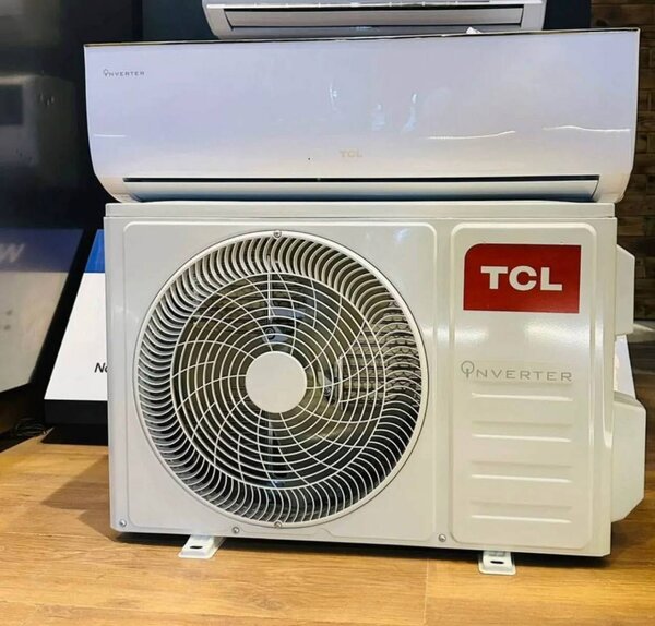 White Split TCL Non-Inverter 1.5hp Air Conditioner