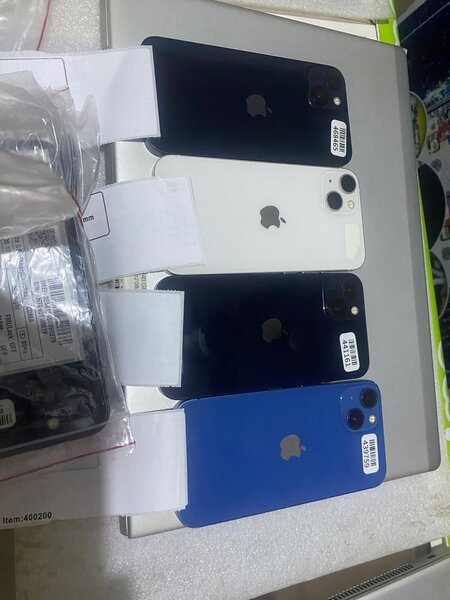 iPhone 13 128g battery good