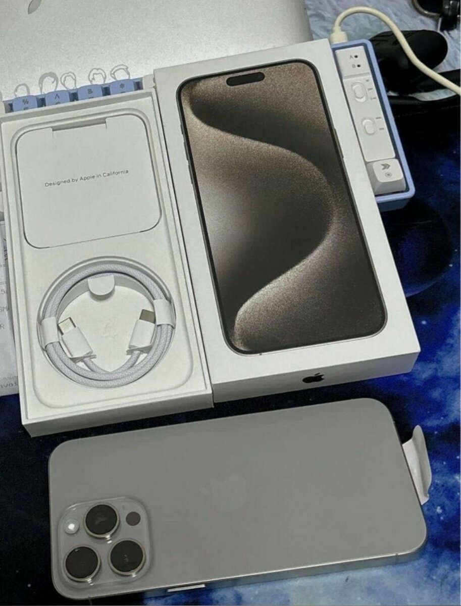 IPHONE 15 pro max 512 gig