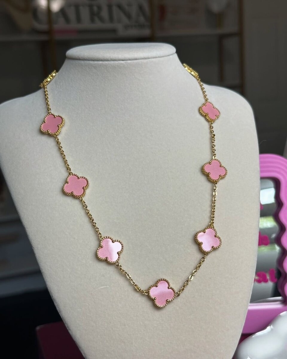 Collier Fleur Émail Élegant