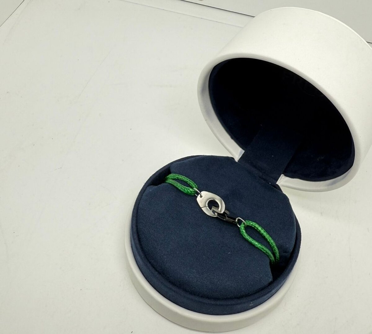 Bracelet en corde élégante