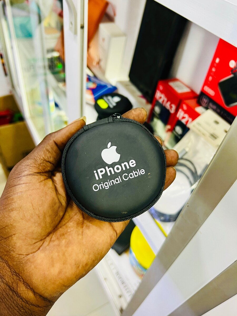 IPHONE TYPE-C  CABLE WITH CASE