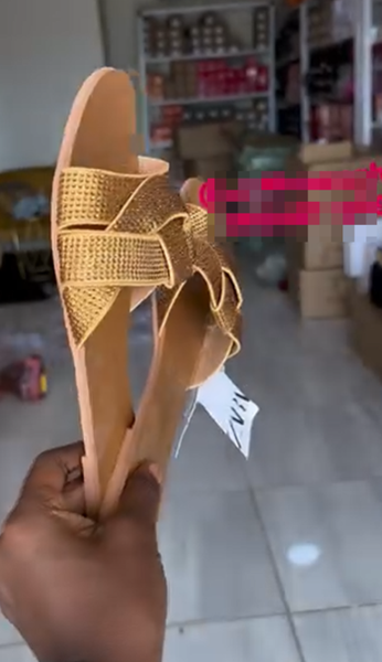 Women's summer flip flops