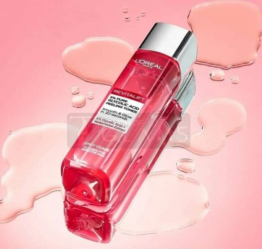 𝗟𝗼𝘁𝗶𝗼𝗻 𝗽𝗲𝗲𝗹𝗶𝗻𝗴 à 𝗹’𝗮𝗰𝗶𝗱𝗲 𝗴𝗹𝘆𝗰𝗼𝗹𝗶𝗾𝘂𝗲 de L'Oréal Paris