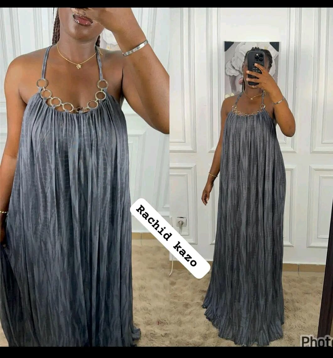 Robe longue élégante avec anneaux