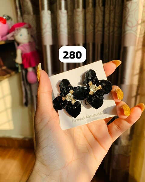 Earings 