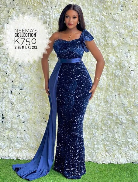 Women's long evening dress in blue
