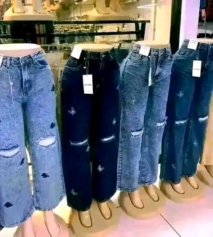 Jeans déchirés tendance