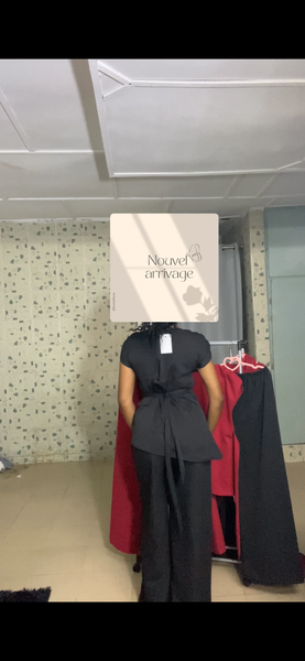 Combinaison élégante noire femme