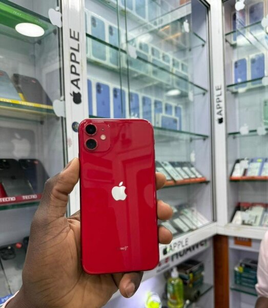 iPhone 11 Rouge Neuf