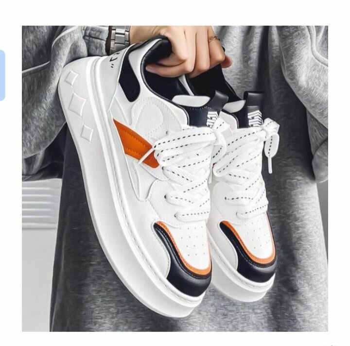 Baskets tendance blanche et orange