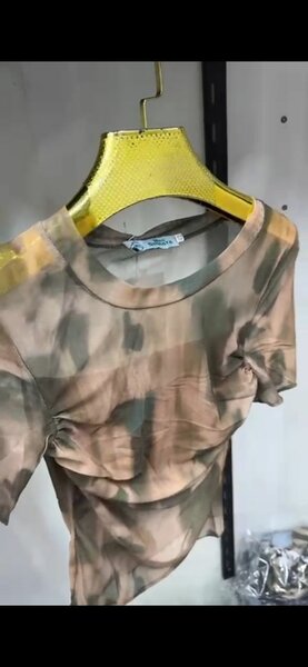 Футболка топик