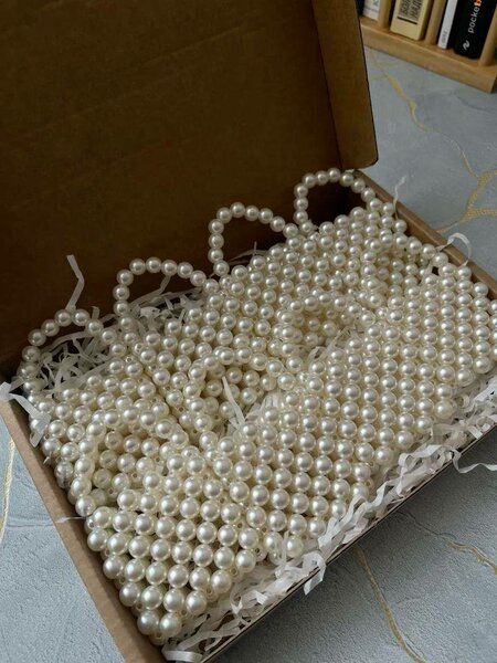 Sac à main perles élégantes