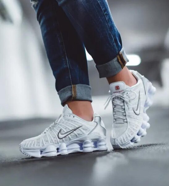 Baskets Nike Shox Blanc