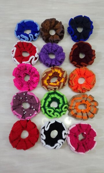 Chouchous en crochet colorés
