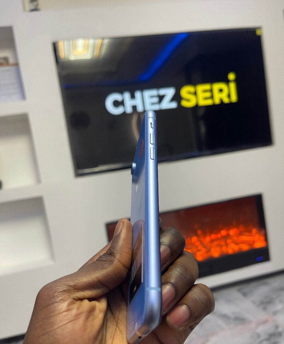 iPhone bleu élégant