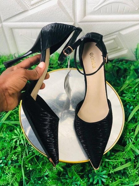 shoes leather with perforation