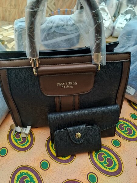 Sac à main cuir élégant