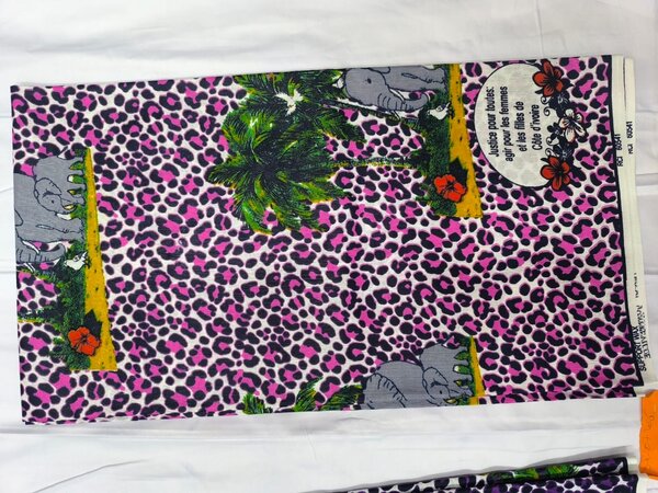 Tissu Imprimé Éléphant Léopard