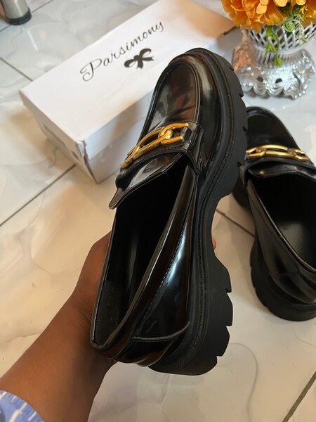 Mocassins en cuir noir