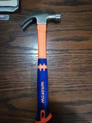 Marteau avec manche en fibre de verre 8oz