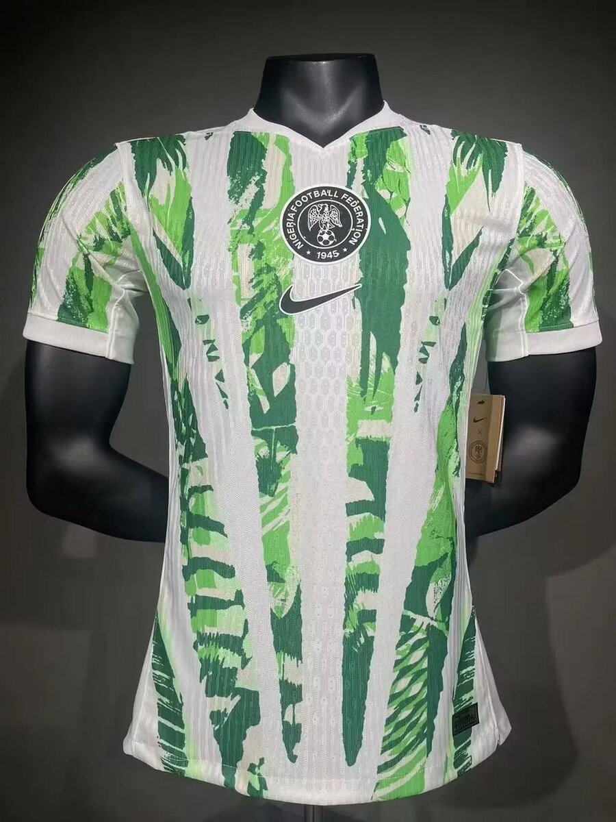 Maillot de football vert moderne