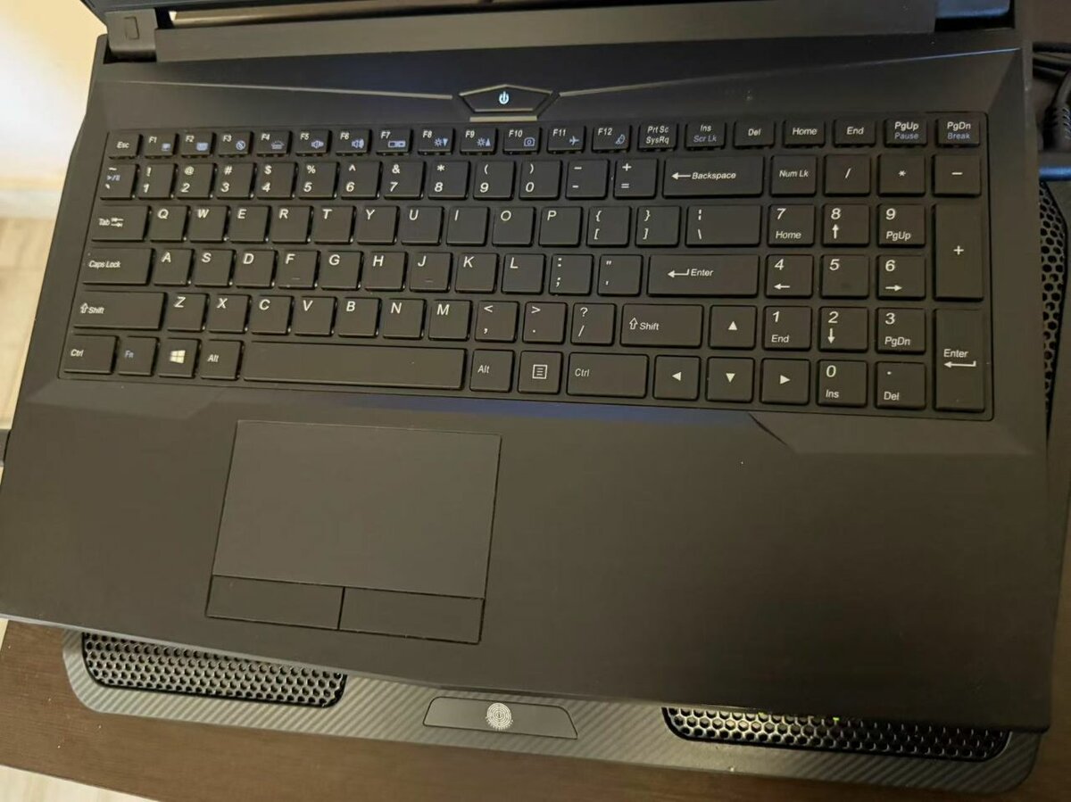 gaming laptap 1060 6GB 120HZ