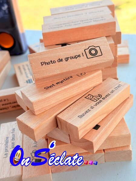 Jeu de Société en Bois Drôle