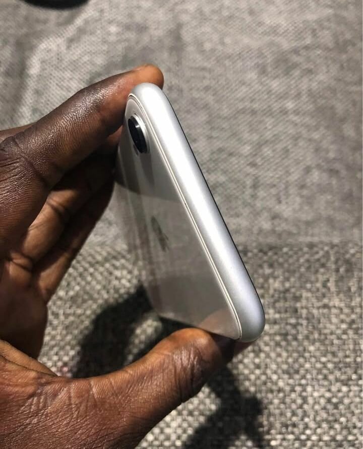 iPhone Blanc Élégant