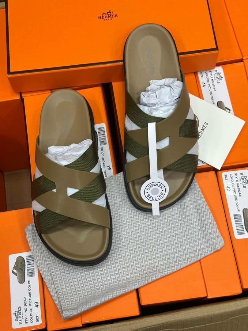 Sandales Hermès élégantes